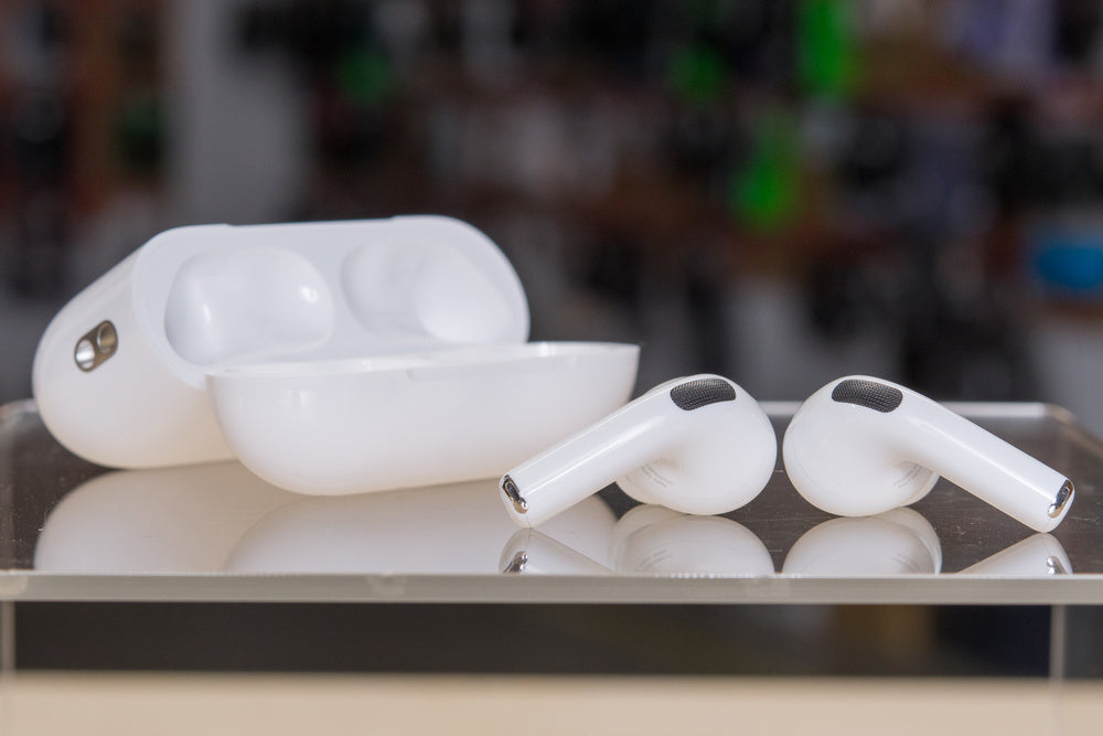 Apple Airpods Pro 3 Anc (3rd Generation) Bt 5.3 With Usb-c Charging