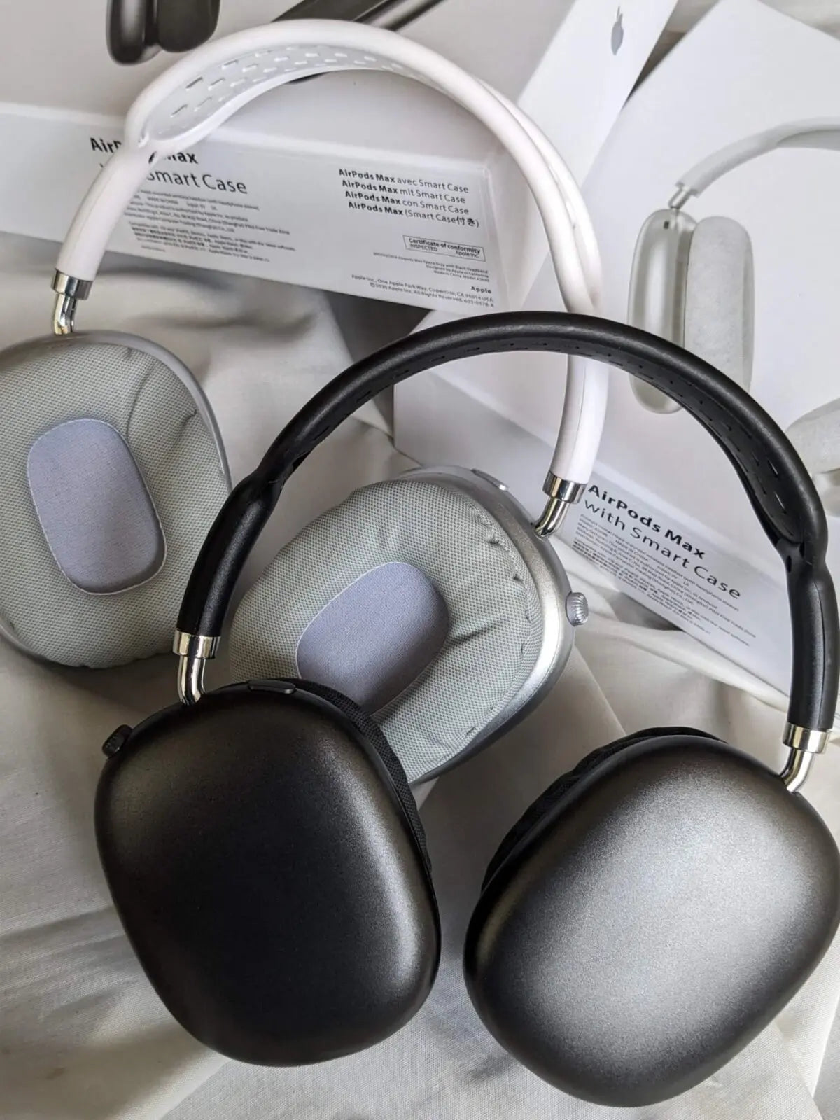 Apple Airpods Max Wireless Anc Headphone With Pouch Silver-Black