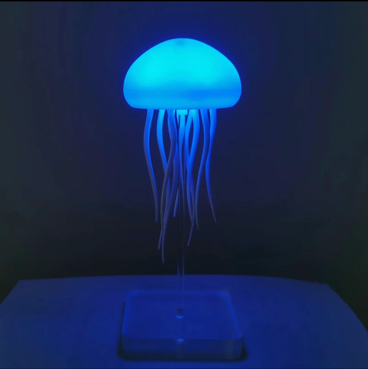 Dancing Jellyfish Mood Light Lamp